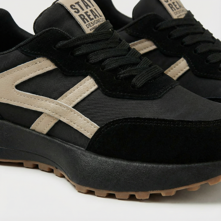 Oregon Atlas Walk Sneakers